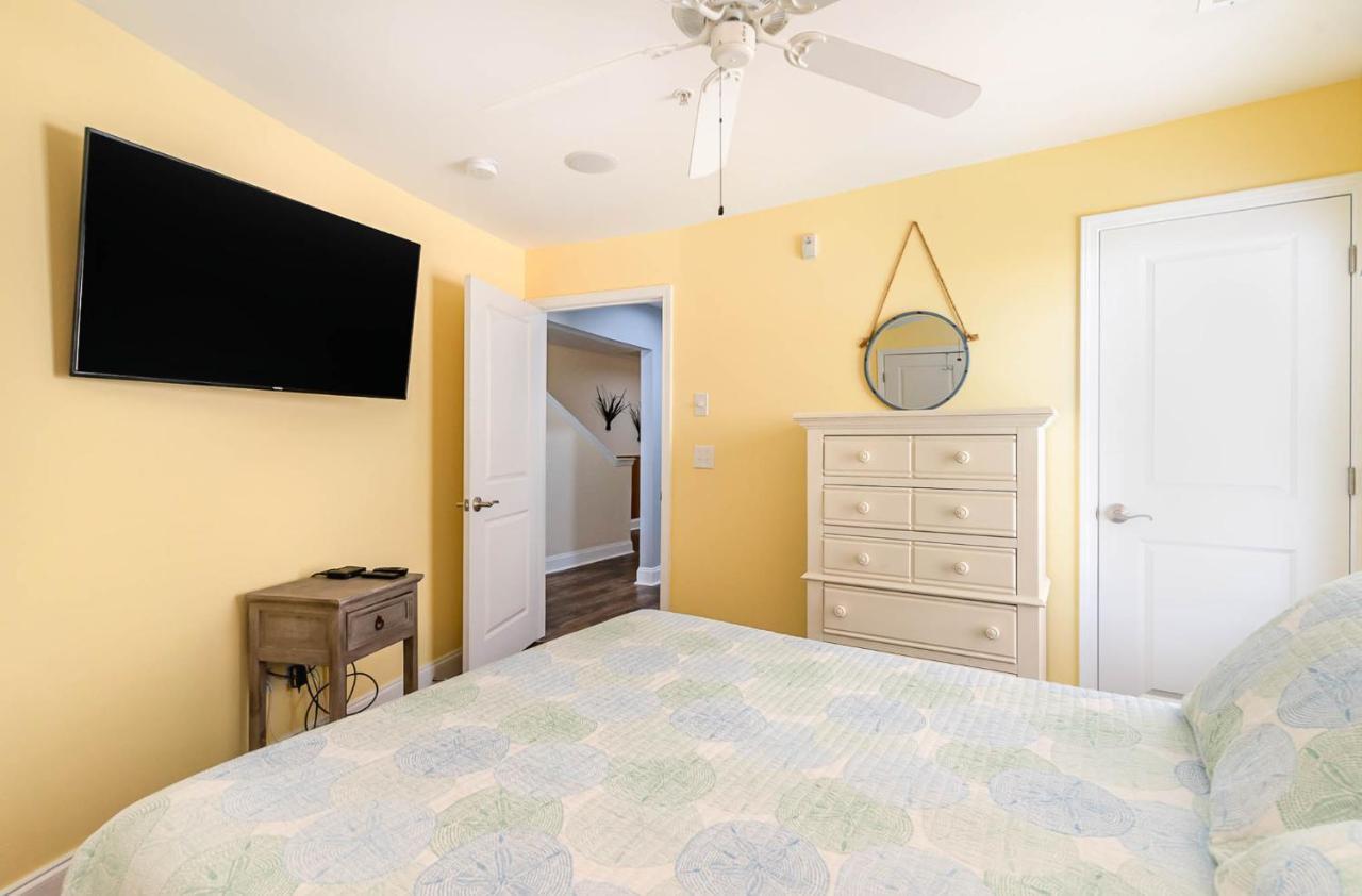 Spacious Penthouse Ocean Front 7 Bedroom Condo - Ambassador Villas Unit 401 Myrtle Beach Bagian luar foto