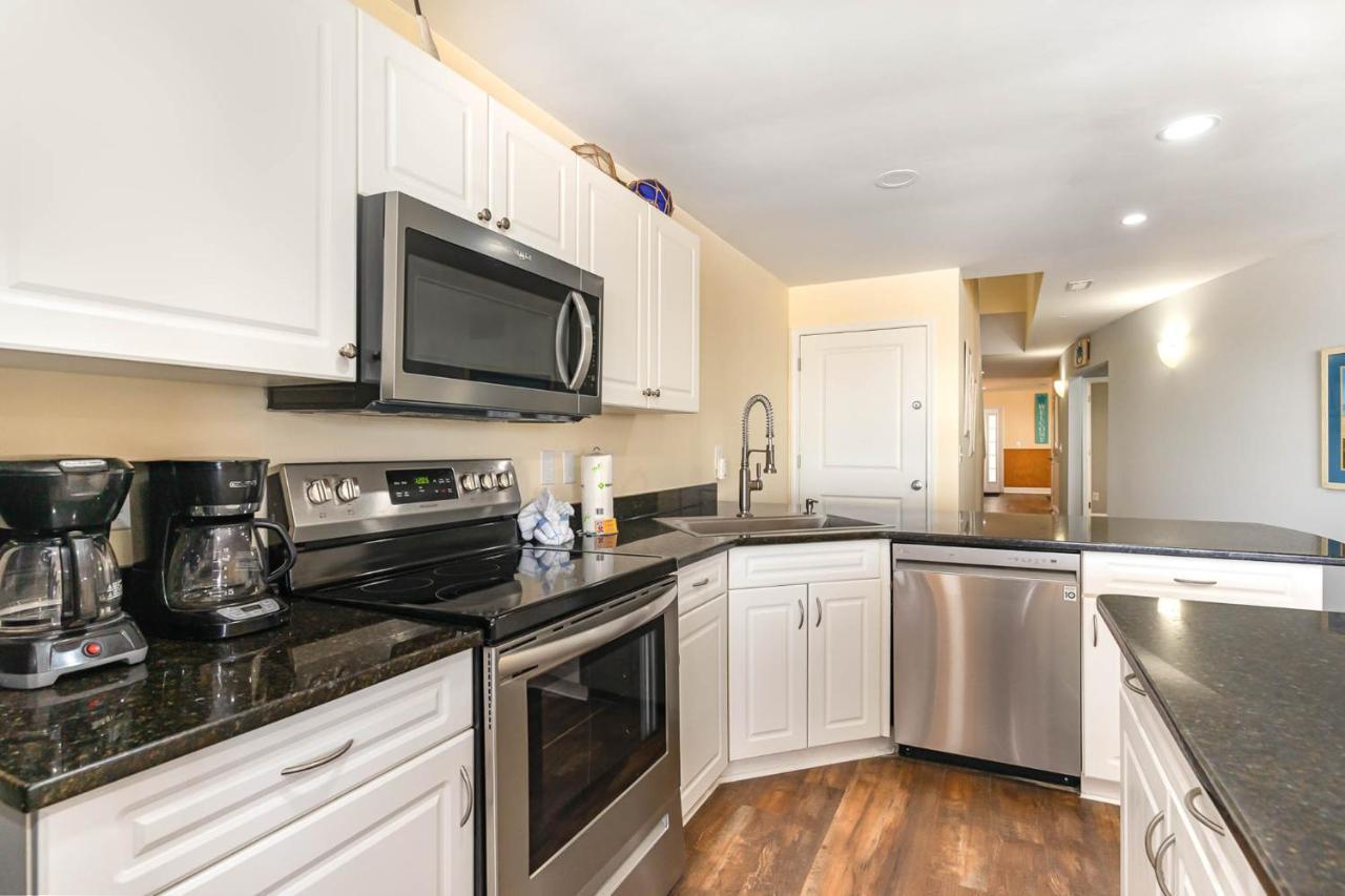 Spacious Penthouse Ocean Front 7 Bedroom Condo - Ambassador Villas Unit 401 Myrtle Beach Bagian luar foto